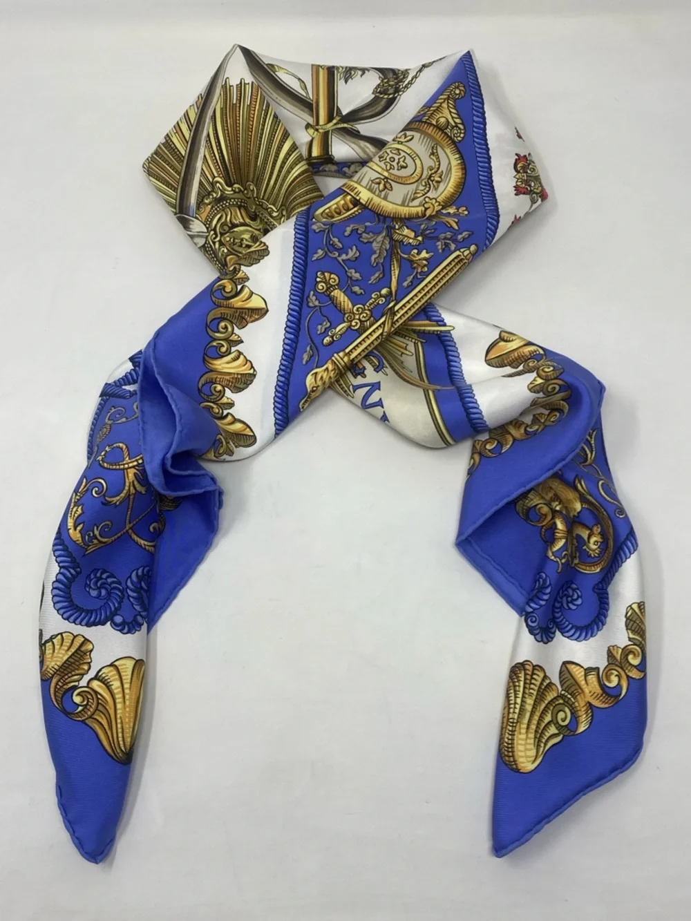 Hermes Silk Scarf Ludovicus Magnus Carre 90 Louis XIV F. de la Perriere - Picture 14 of 16